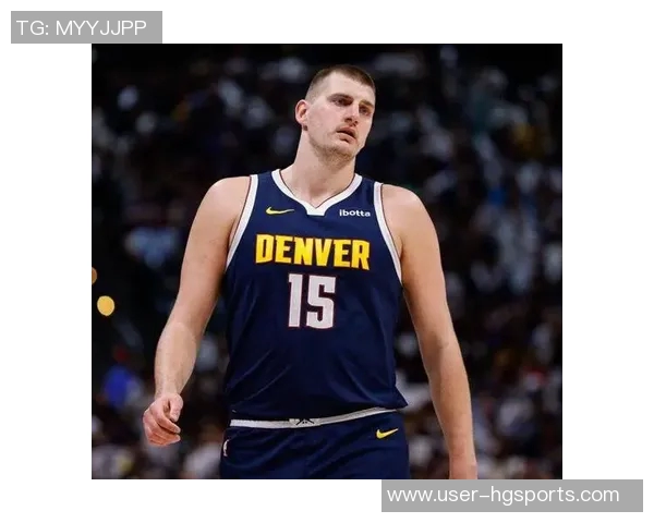 约基奇八场比赛场均33分12篮板11助攻投篮命中率高达71三分命中率56令人震惊