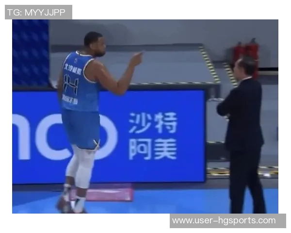 媒体人提问许指导为何末节不让斯佩尔曼上场他是北汽的首选外援