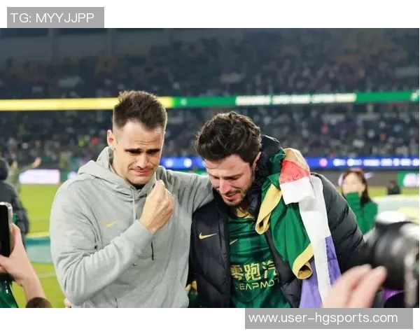 浙江球迷协会倡议比赛时刻齐唱Franko之歌致敬队长弗兰克